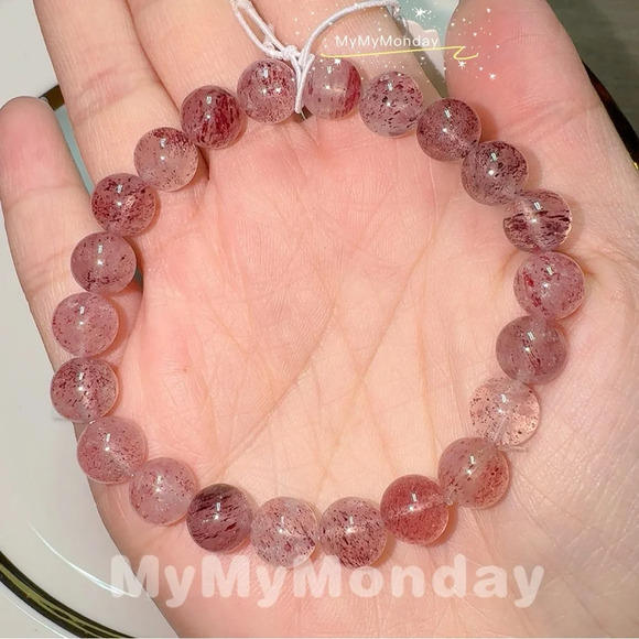 Strawberry Quartz Bracelet 8mm - Picture 1 of 4